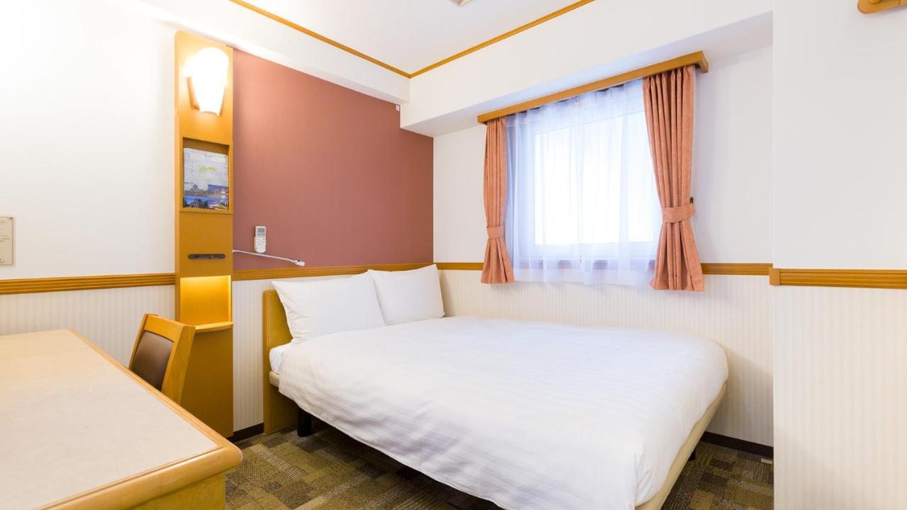 Toyoko Inn Osaka Honmachi No1 Rum bild
