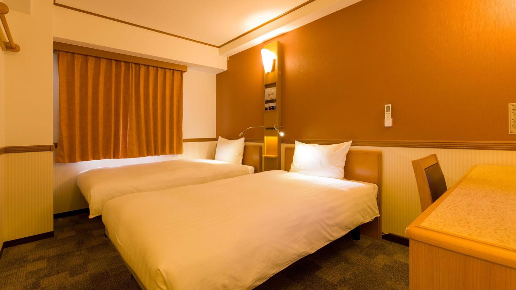 Toyoko Inn Osaka Honmachi No1 Rum bild