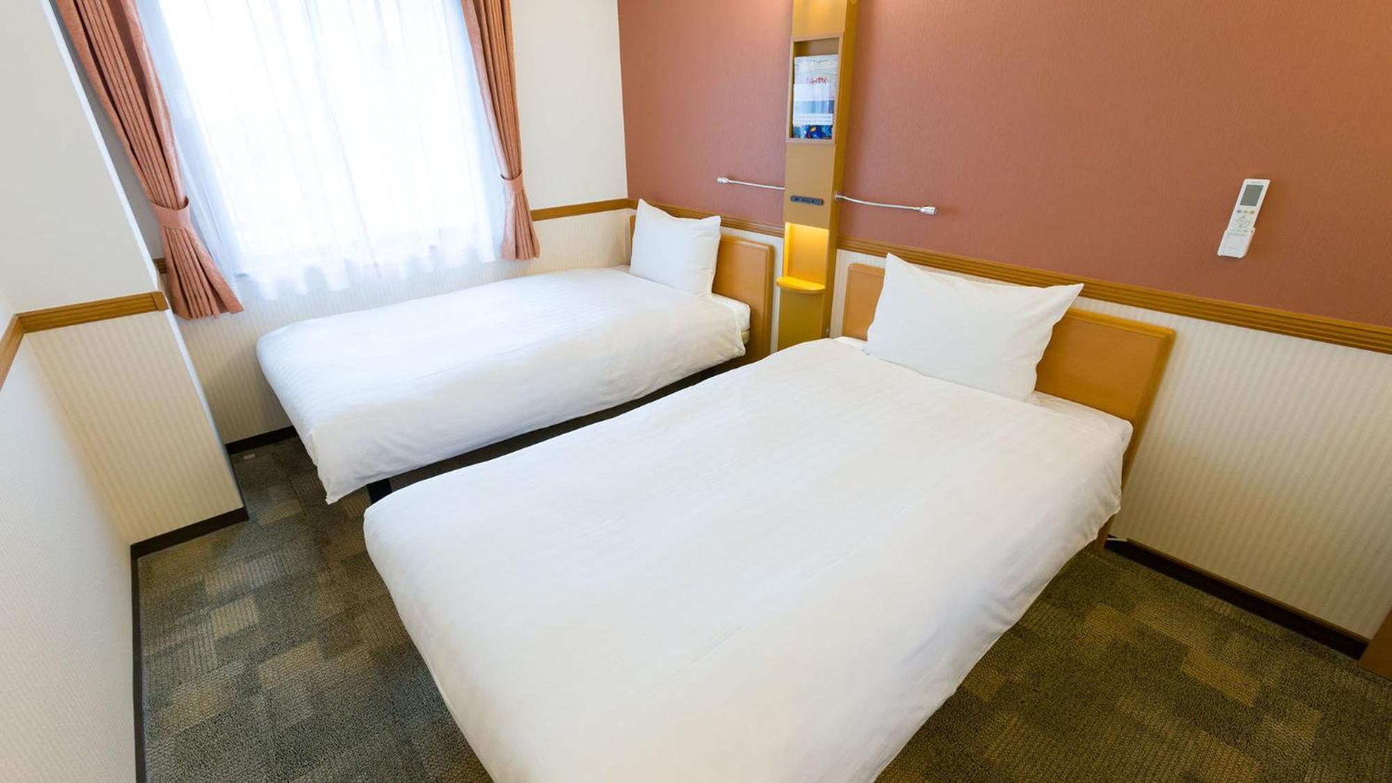 Toyoko Inn Osaka Honmachi No1 Rum bild