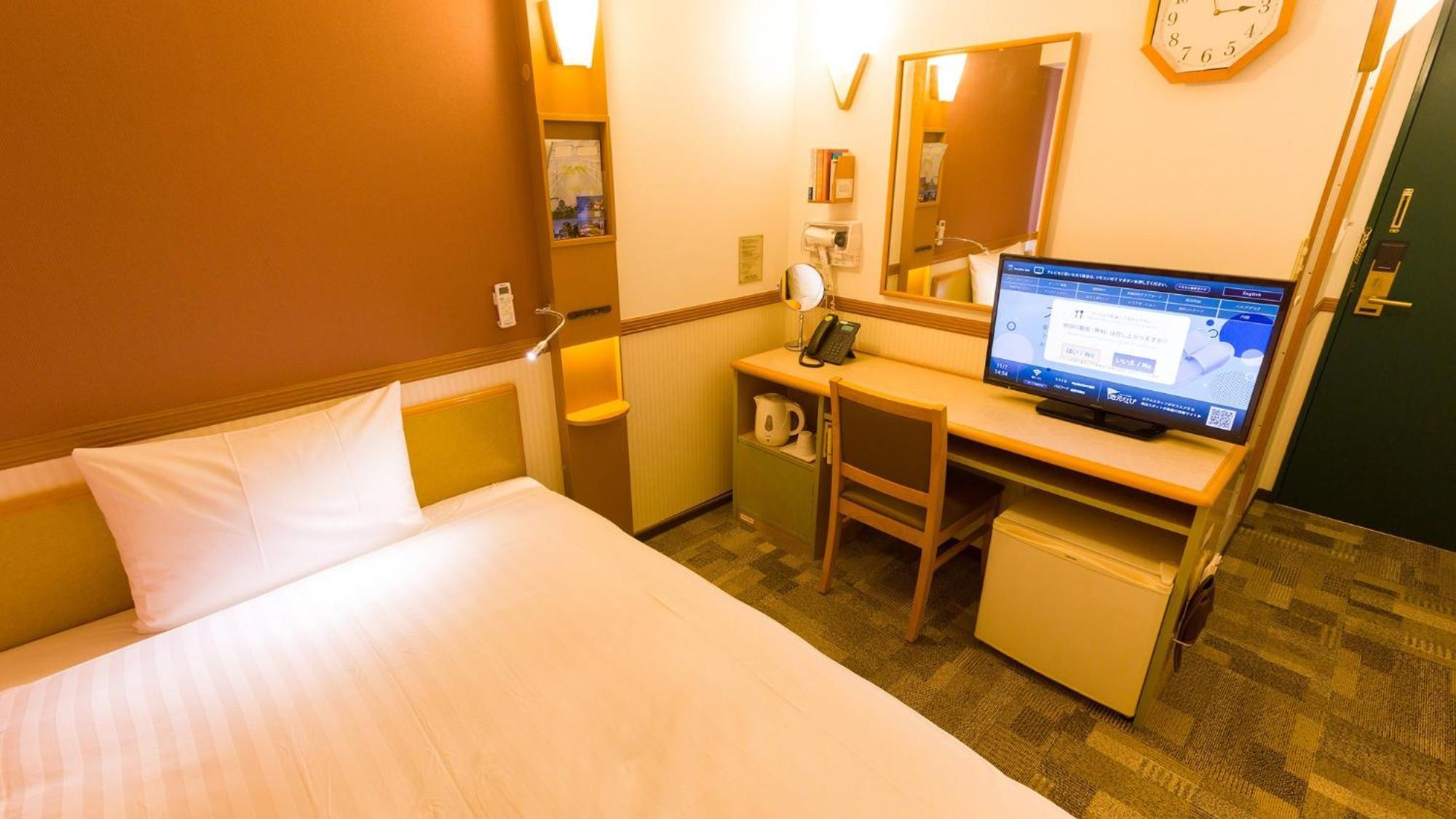 Toyoko Inn Osaka Honmachi No1 Rum bild