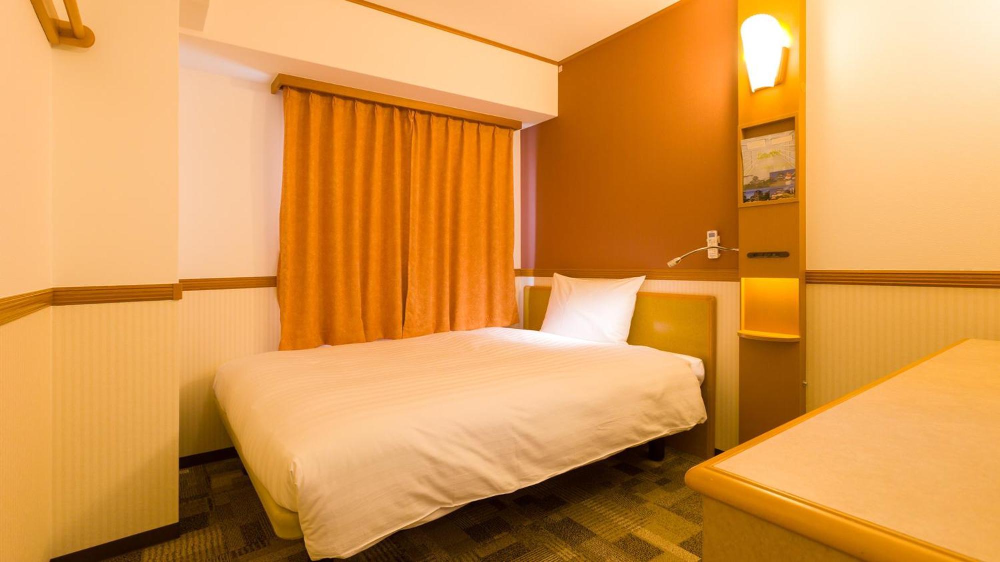 Toyoko Inn Osaka Honmachi No1 Rum bild